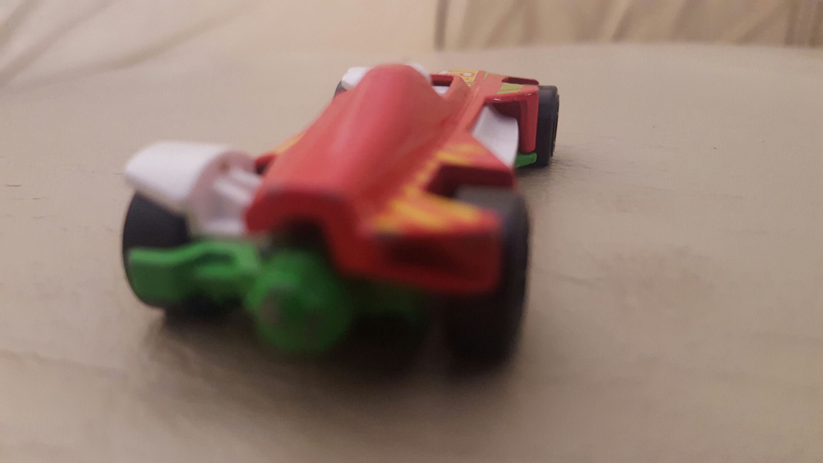 Med-evil - Ultimate Racing 5-Pack toy car collectible - Main Image 2