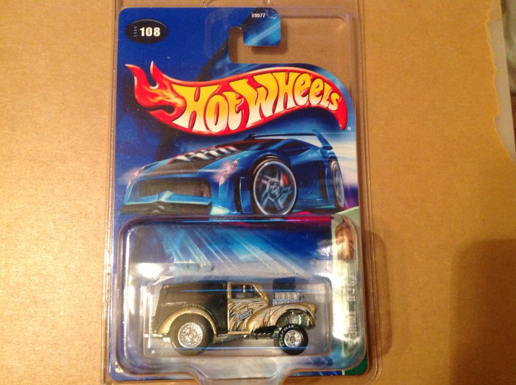 Hot Wheels HW Showroom