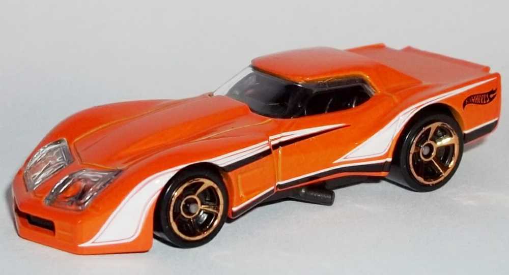 1976 Chevrolet Greenwood Corvette - HW Workshop Muscle Mania toy car collectible - Main Image 2