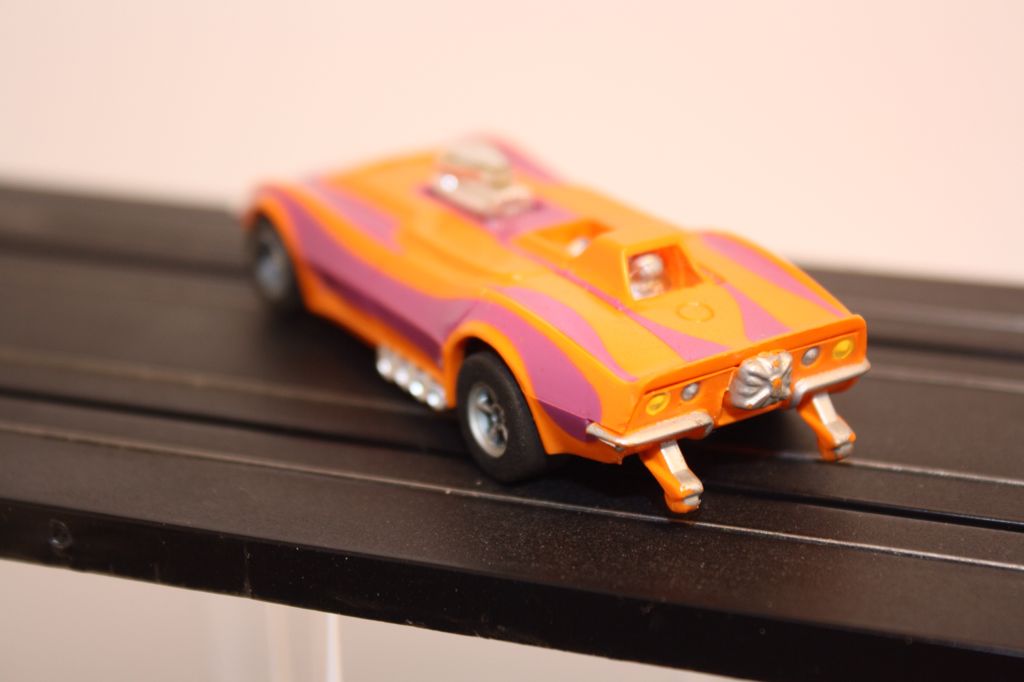 Corvette Funny Car - Non-Magnatraction toy car collectible - Main Image 2