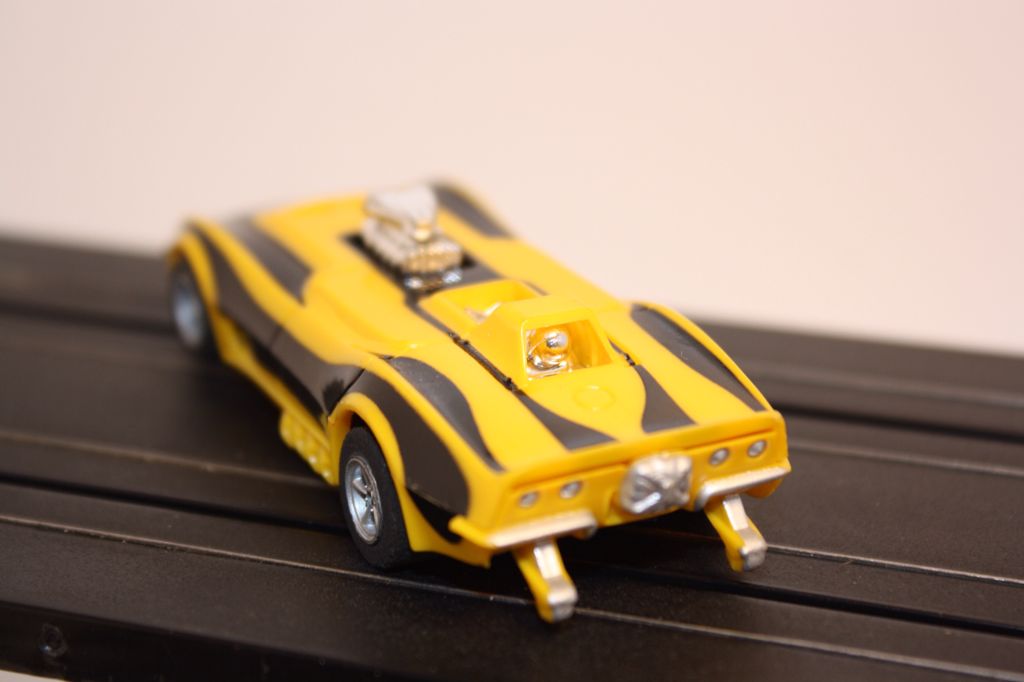 Corvette Funny Car - Non-Magnatraction toy car collectible - Main Image 2