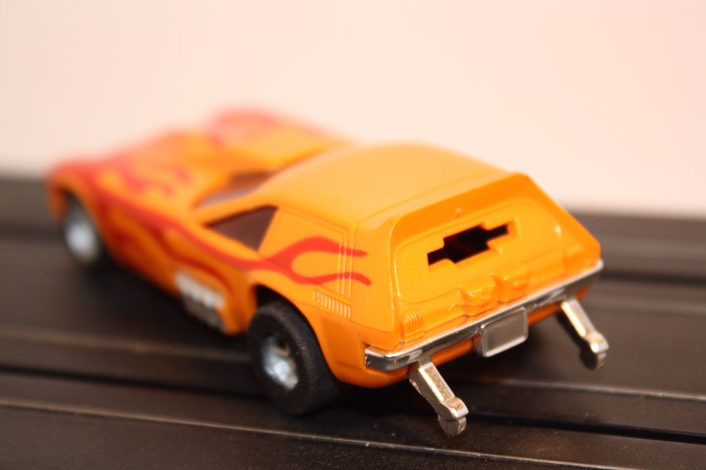 Vega Van Gasser - Non-Magnatraction toy car collectible - Main Image 2