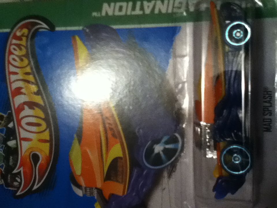 Mad Splash - HW Imagination ’13 toy car collectible - Main Image 1