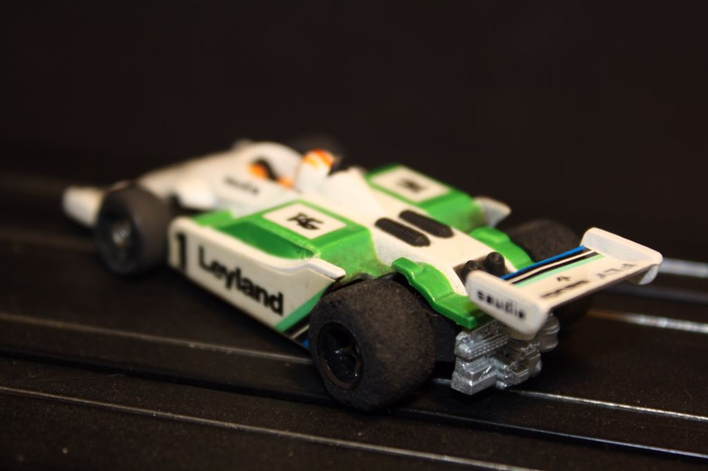 Williams F1 - G Plus toy car collectible - Main Image 2