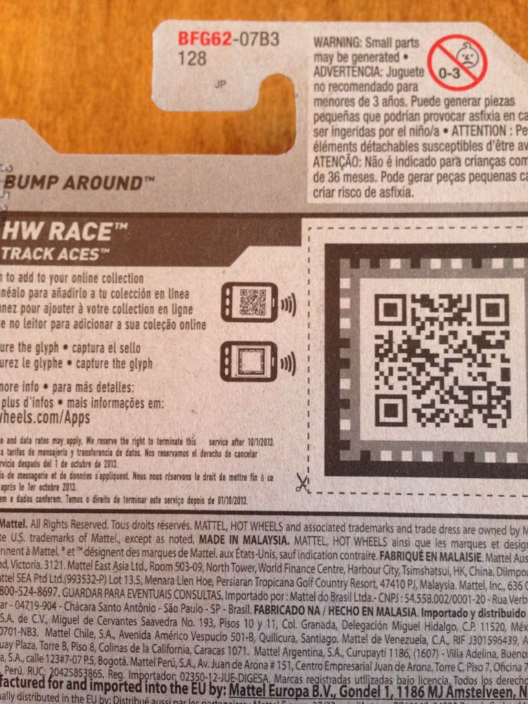 Bump Around - HW Race  Track Aces toy car collectible - Main Image 2