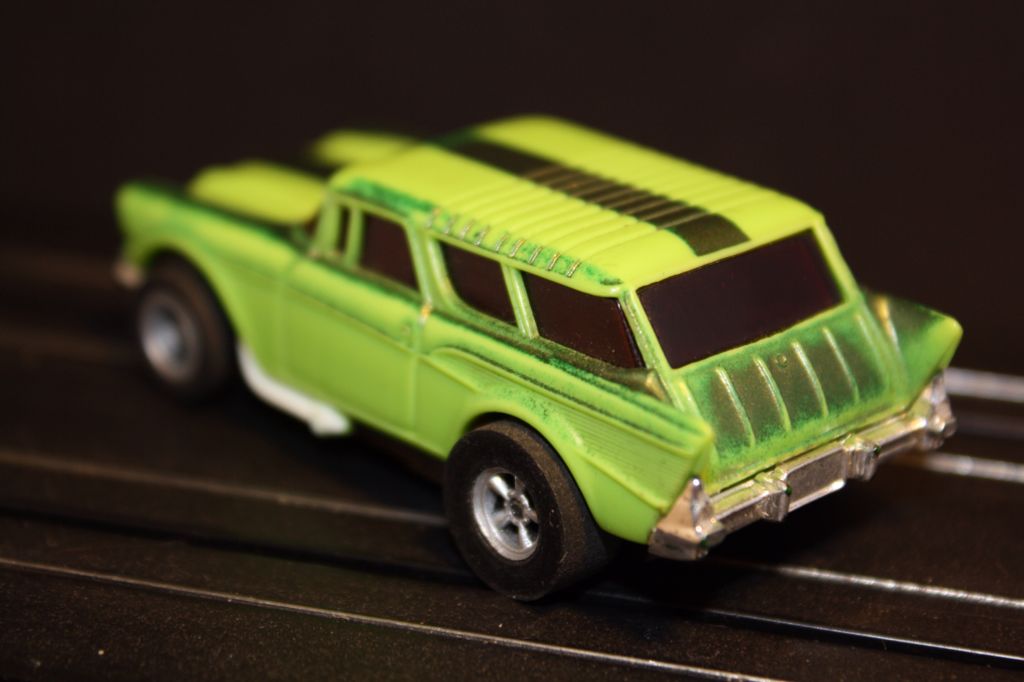 Chevy ’57 Nomad  toy car collectible - Main Image 2