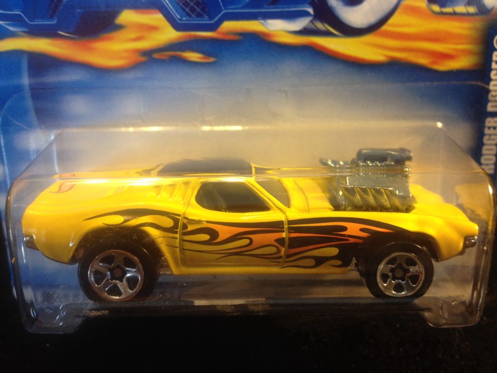 Roger Doger - Box 1 toy car collectible - Main Image 2