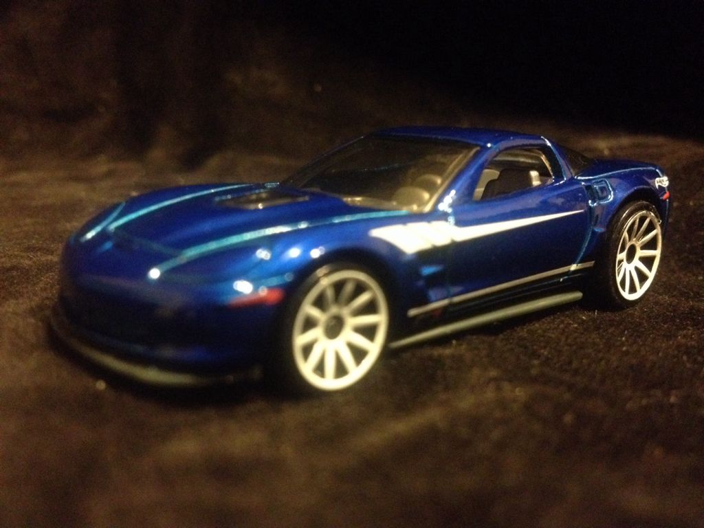 Corvette ZR1 - HW toy car collectible - Main Image 2
