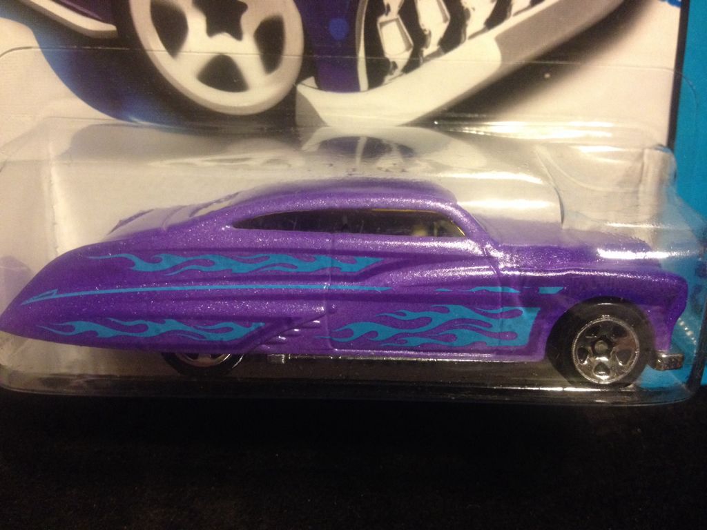 Purple Passion - 2014 HW Color Shifters toy car collectible - Main Image 2