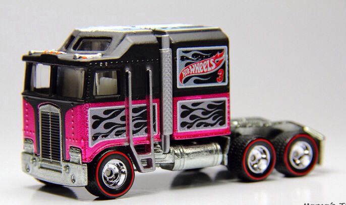 2013 Hot Wheels Mail-In Series 03/05 - 2013 Hot Wheels Mail-In Series toy car collectible - Main Image 2