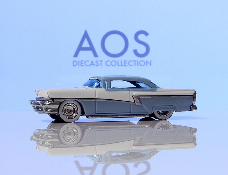 Hotwheels Boulevard - Real Riders toy car collectible - Main Image 2