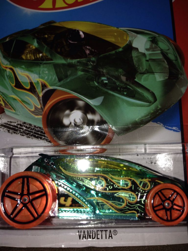 Vandetta  - Hw Race -2014 X-racers toy car collectible - Main Image 2