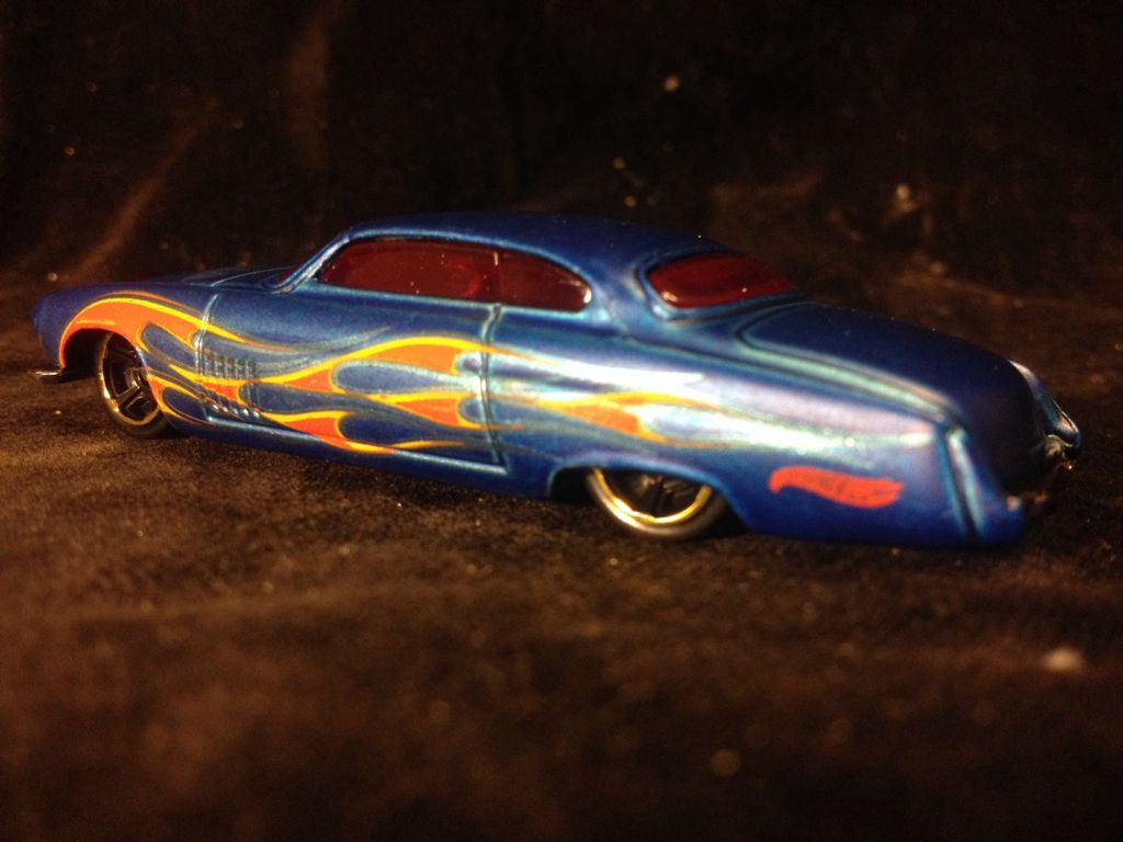Fish’d & Chip’d - Heat Fleet ’11 toy car collectible - Main Image 2