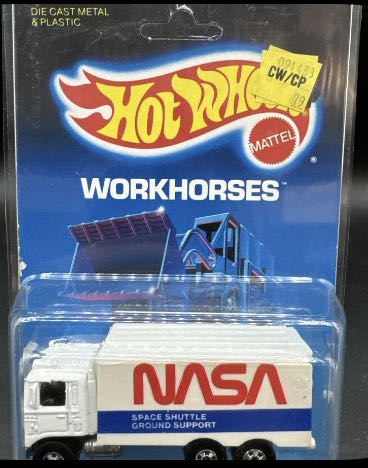 Hiway Hauler - Workhorses toy car collectible - Main Image 3