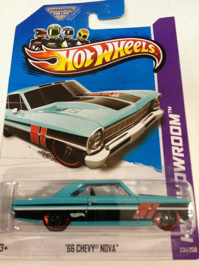 Hot Wheels Showroom - Muscle Mania - 2013 toy car collectible - Main Image 1