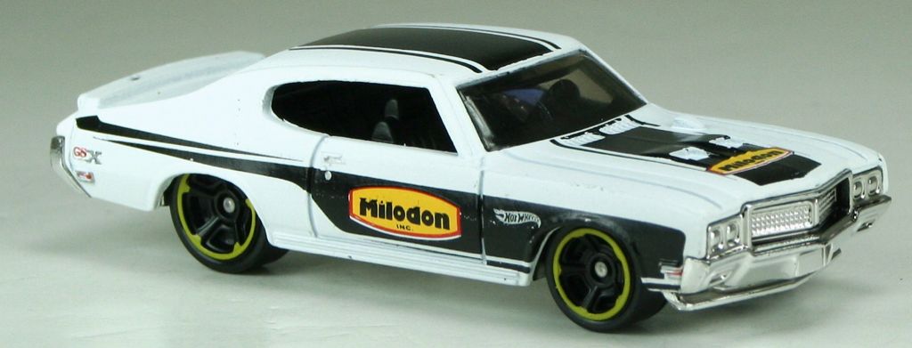 Hot Wheels HW Showroom - HW Performance toy car collectible - Main Image 2