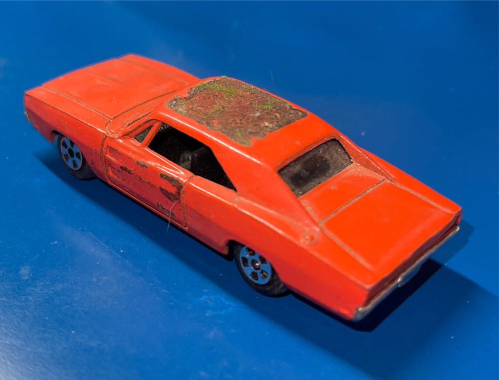 General Lee  toy car collectible - Main Image 3