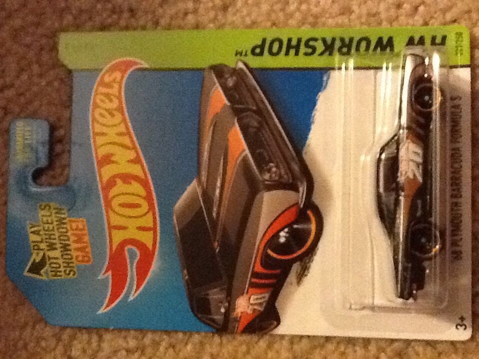 68 Plymouth Barracuda Formula S - HW WORKSHOP toy car collectible - Main Image 2