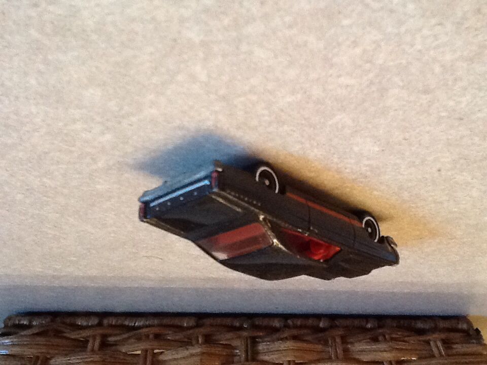 ’66 Ford Fairlane GT - 2009 HW Classics toy car collectible - Main Image 2