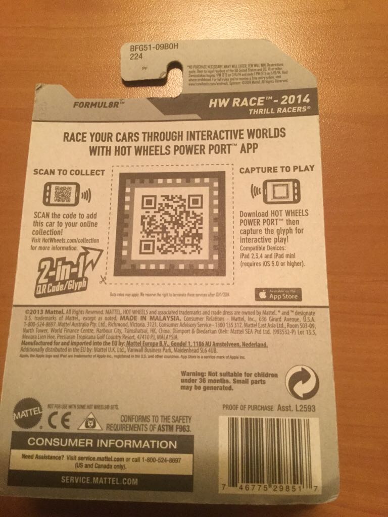 Formul8r - 2014 Hw Race toy car collectible - Main Image 2