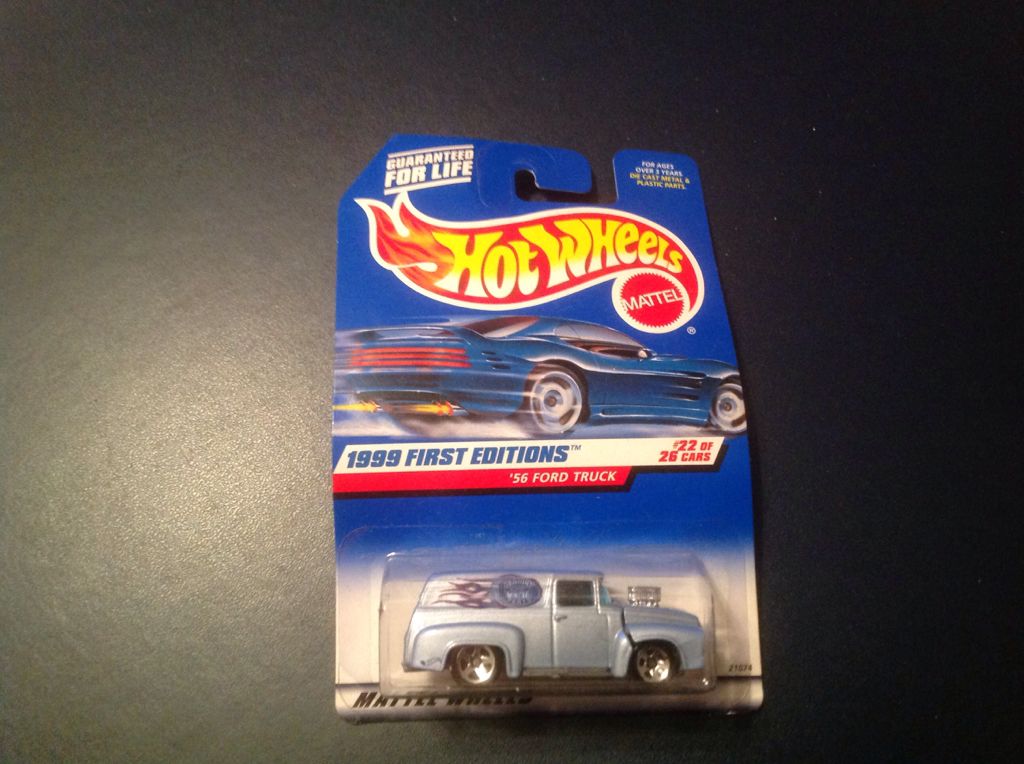 Hot Wheels - 1999 First Editions toy car collectible - Main Image 1