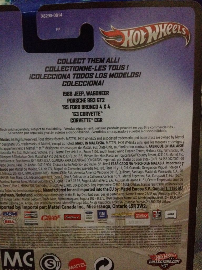 63 Corvette - 2013 Hot Wheel Boulevard toy car collectible - Main Image 2