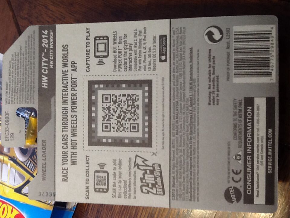 Wheel Loader - 2014 - HW City - City Works toy car collectible - Main Image 2