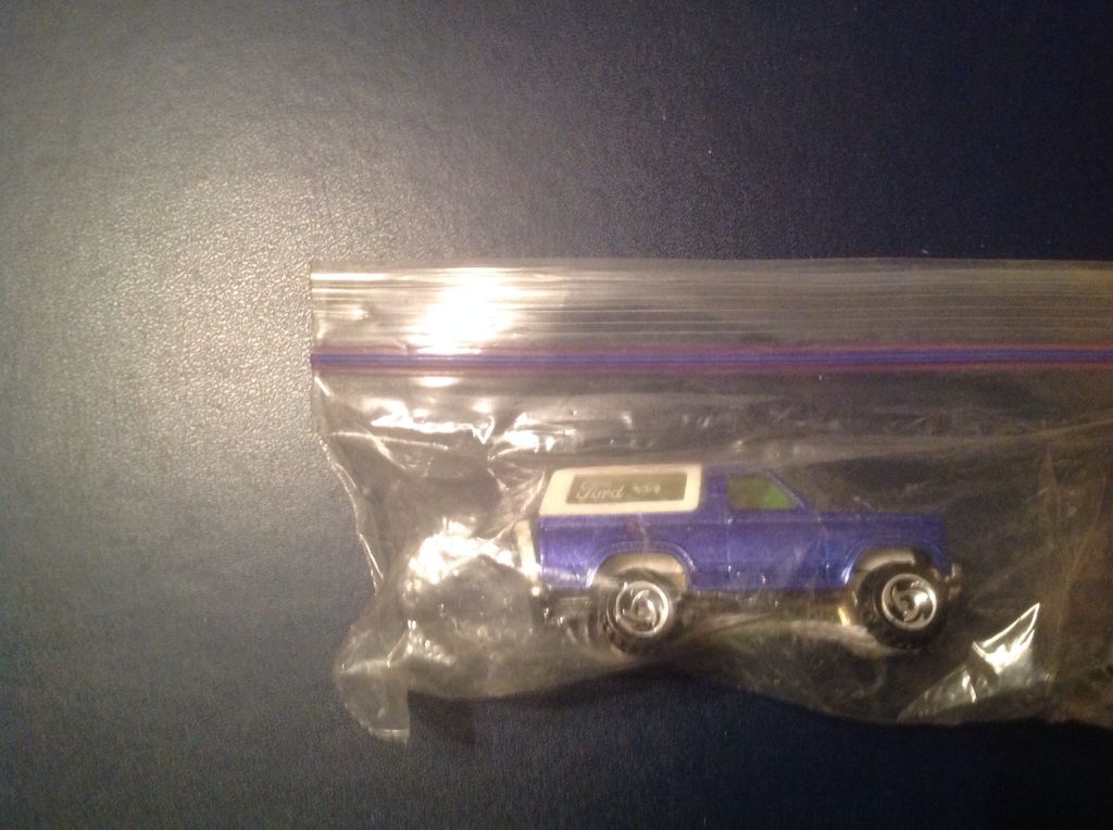 Hot Wheels  toy car collectible - Main Image 1