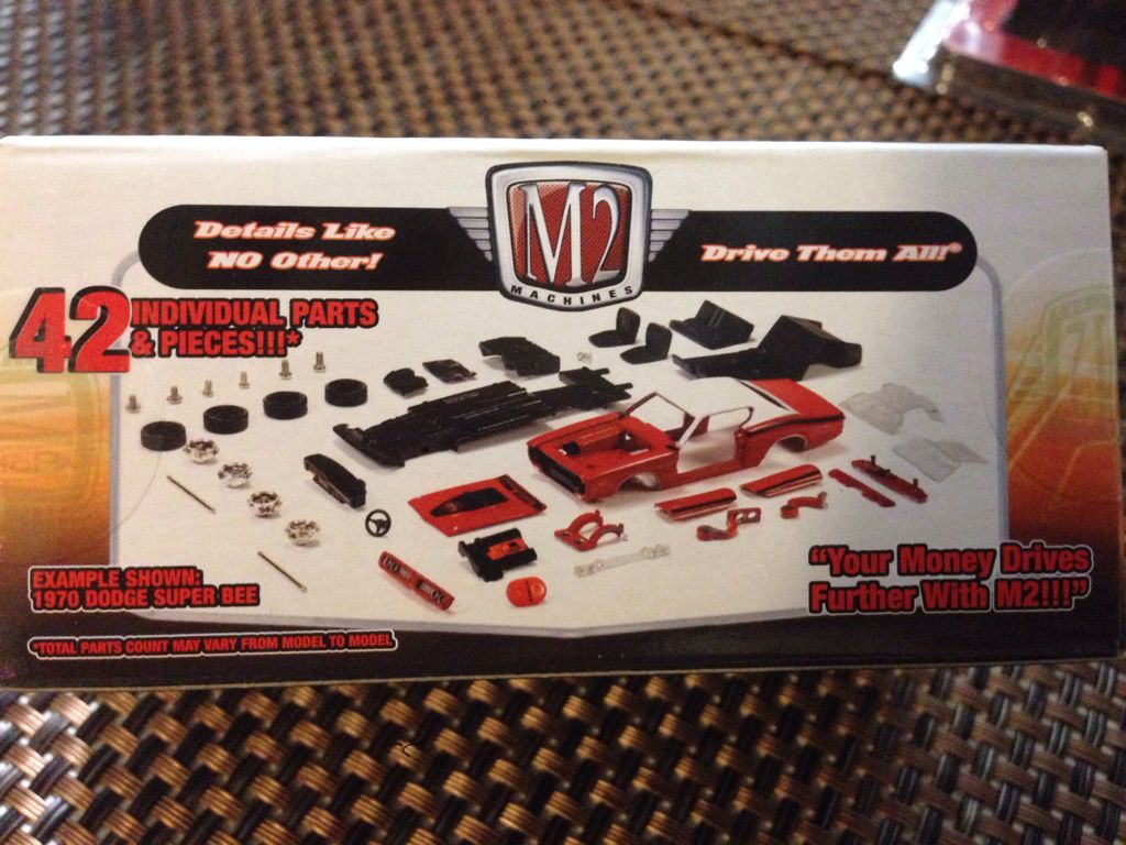 69 Plymouth Cuda 440 - Detroit-Muscle toy car collectible - Main Image 2