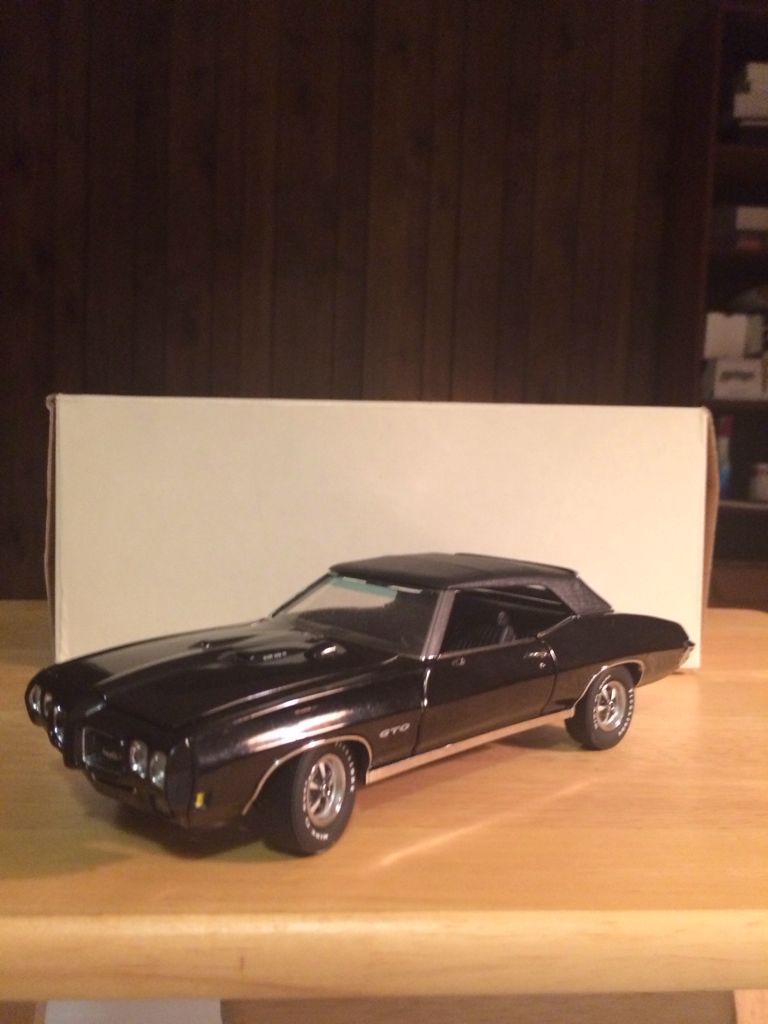 Pontiac - gmp toy car collectible - Main Image 2