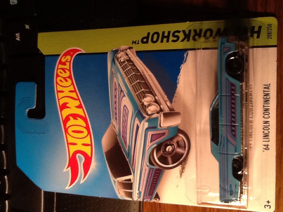 Hot Wheels HW Workshop  - HW Garage toy car collectible - Main Image 1