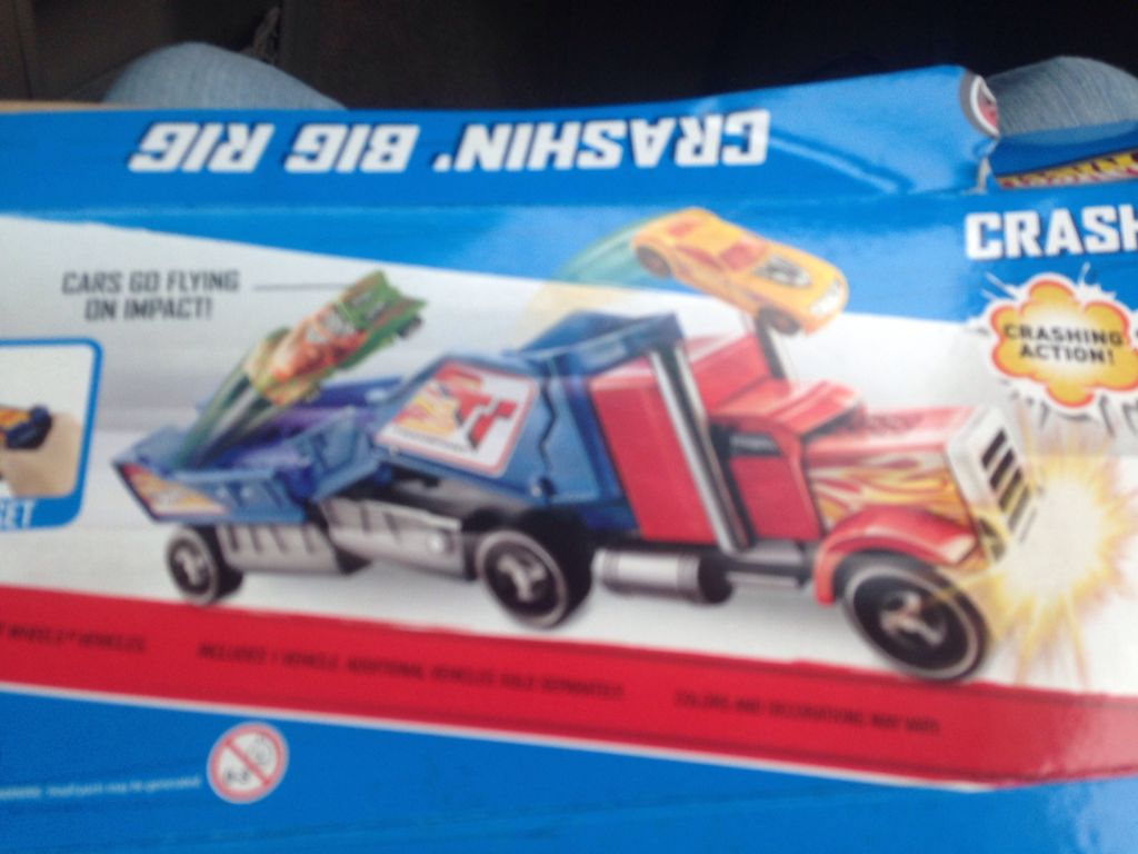 Crashin’ Big Rig - Y1870-0920 toy car collectible - Main Image 2
