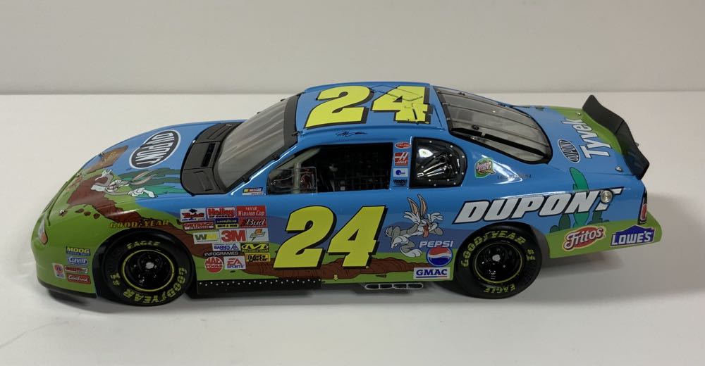 Jeff Gordon - Action Elite toy car collectible - Main Image 4