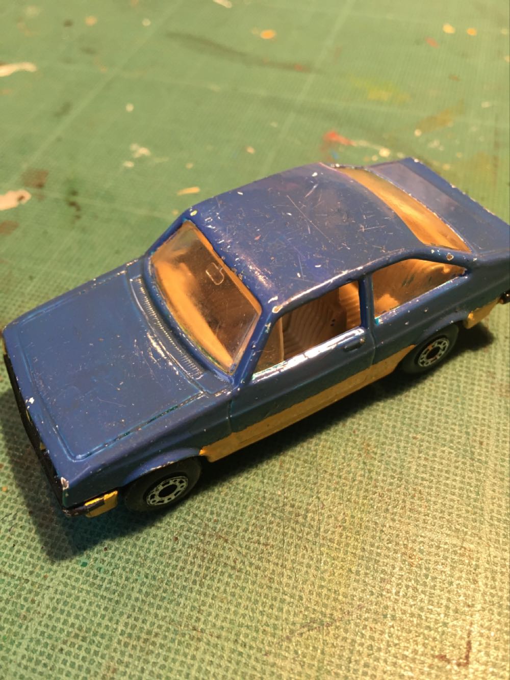 Ford Escort RS2000 - Matchbox Superfast 1-75 toy car collectible - Main Image 3