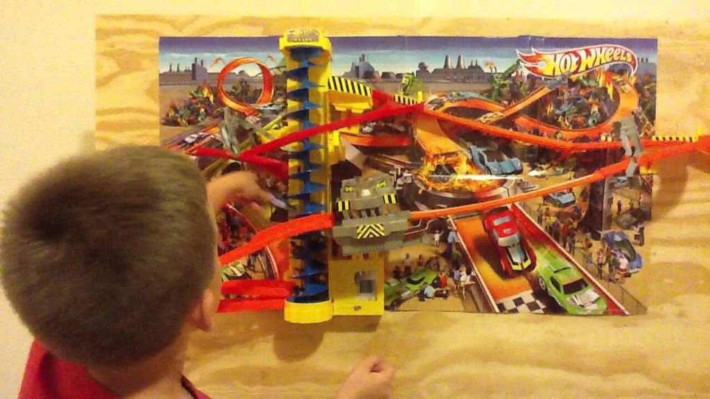 Power Tower Demolition Derby  toy car collectible - Main Image 1