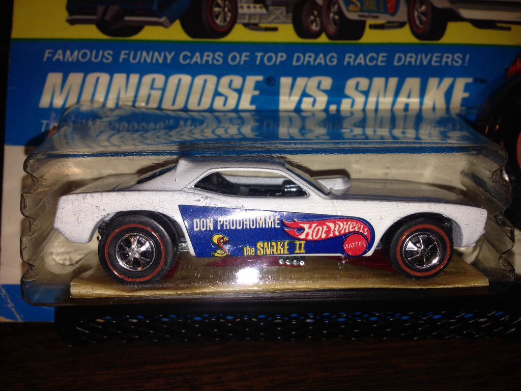 Redline Snake 2 - Snake & Mongoose Series toy car collectible - Main Image 2