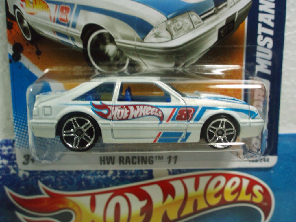 ’92 Ford Mustang - Mustang Fifty Years toy car collectible - Main Image 2