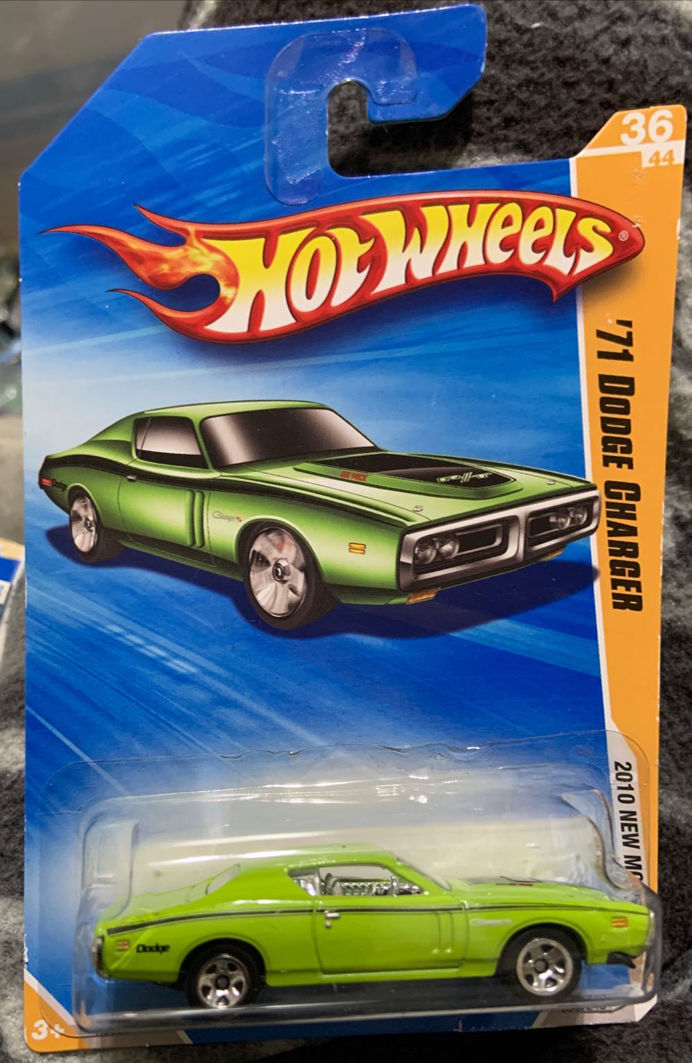 ‘71 Dodge Charger - 2010 New Models toy car collectible - Main Image 2