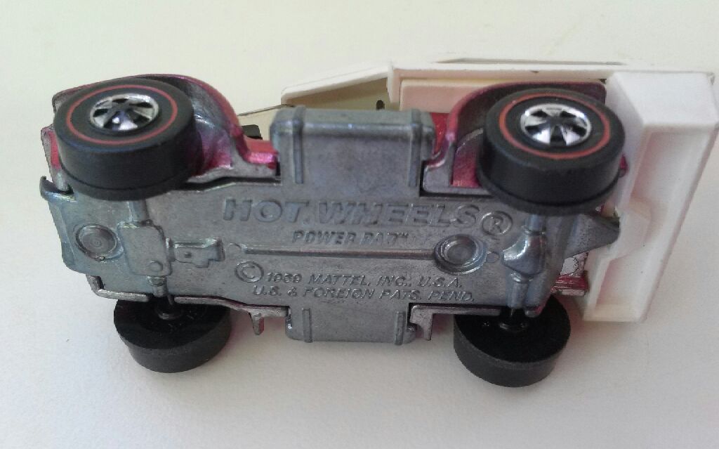 Power Pad - Redlines toy car collectible - Main Image 2