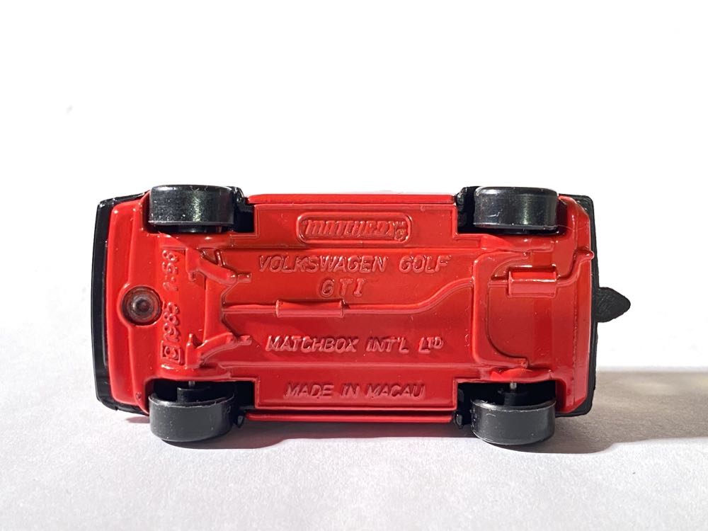Volkswagen Golf GTI  toy car collectible - Main Image 3