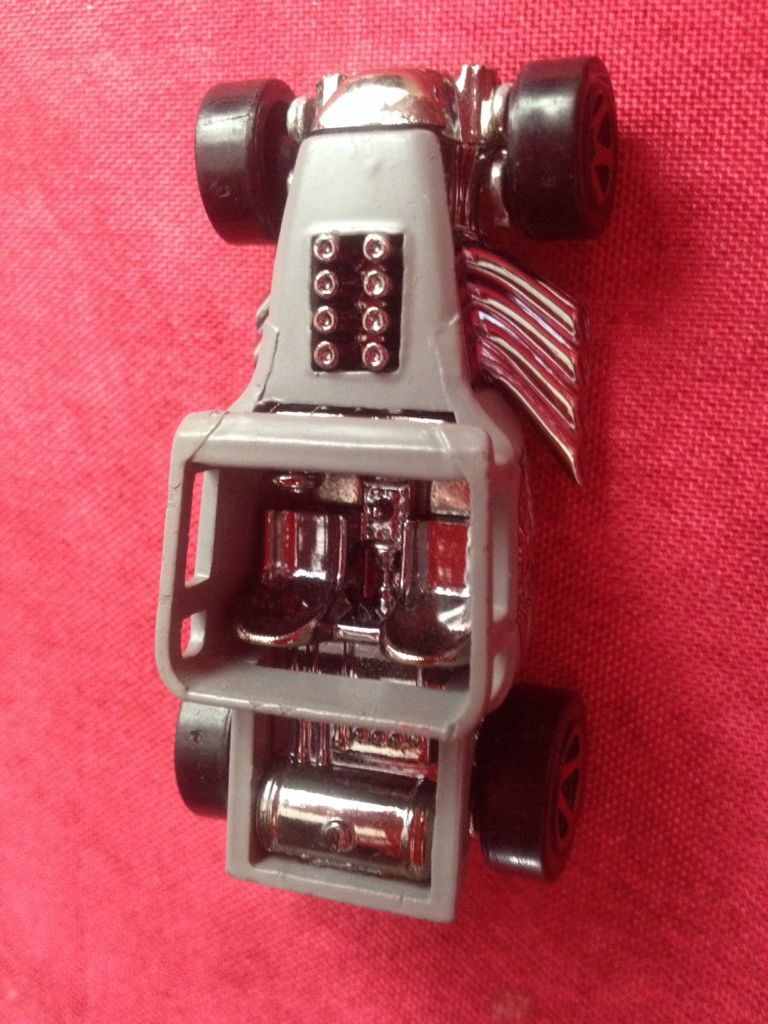 Bone Shaker - Pirates 5-Pack toy car collectible - Main Image 2