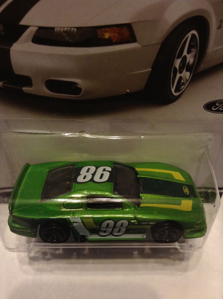 03 Ford Mustang Cobra - Mustang Fifty Years toy car collectible - Main Image 2