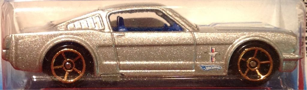 Ford Mustang Fastback - Faster Than Ever toy car collectible - Main Image 2