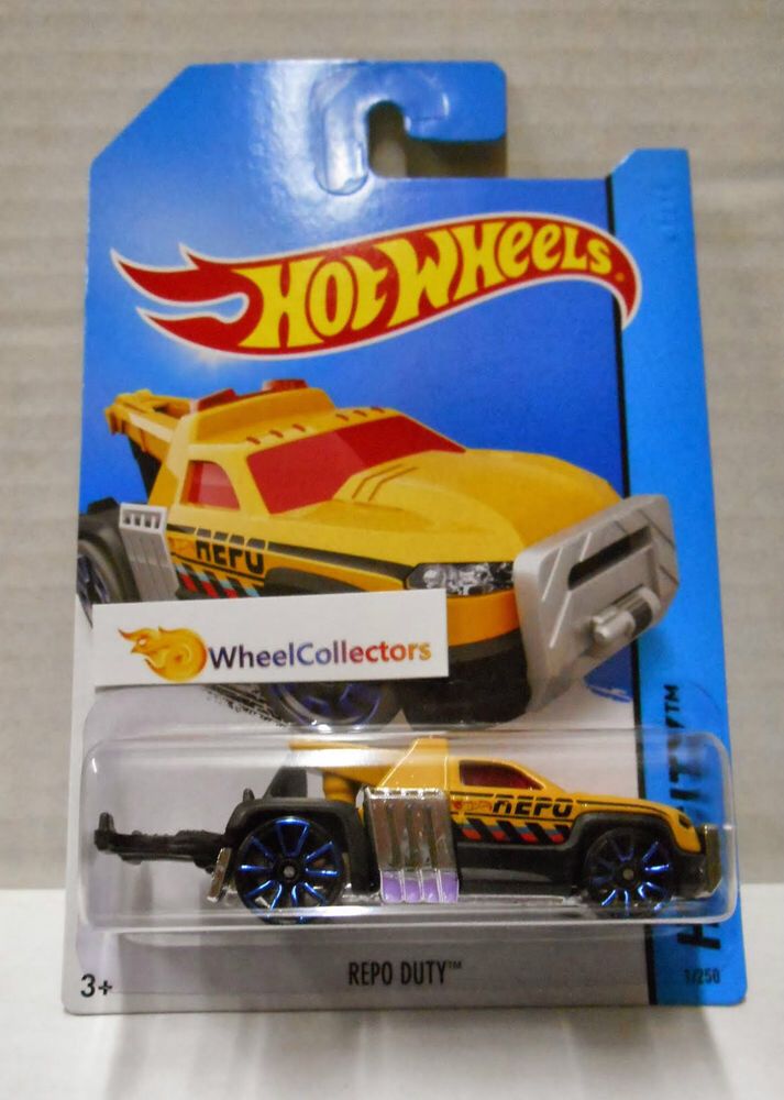 Hot Wheels 2014 Repo Duty - 2014 Hw City toy car collectible - Main Image 2