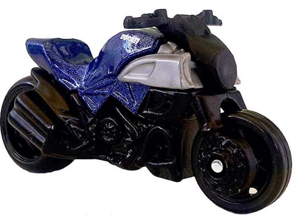 Ducati Diavel - 2013 - HW City - Street Powers toy car collectible - Main Image 2