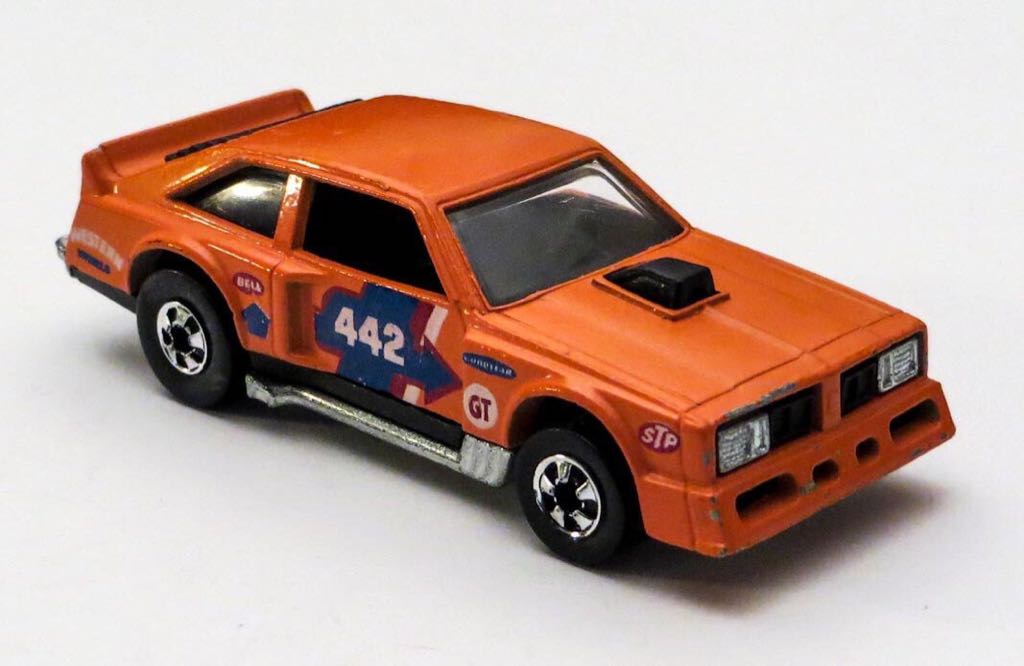 Flat Out 442 (nm) - Bw toy car collectible - Main Image 2