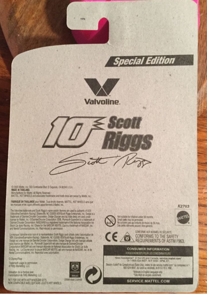 Scott Riggs Race Car - Special Edition toy car collectible - Main Image 2