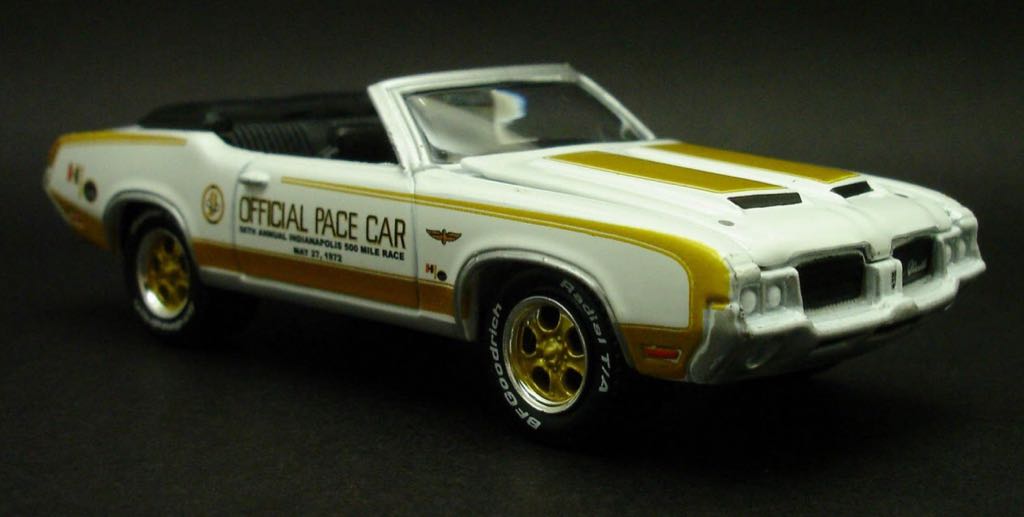 1972 Oldsmobile 442 Indy 500 Pace Car - Pace Car Garage toy car collectible - Main Image 2