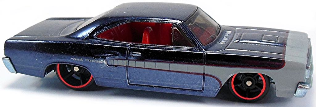 1970 Plymouth Road Runner - Modern Classics toy car collectible - Main Image 2