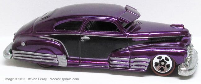Chevy Fleetline, ’47 (Classics) - Classics Series 5 toy car collectible - Main Image 2